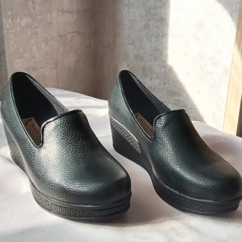 کفش طبی زنانه مدل لژدار