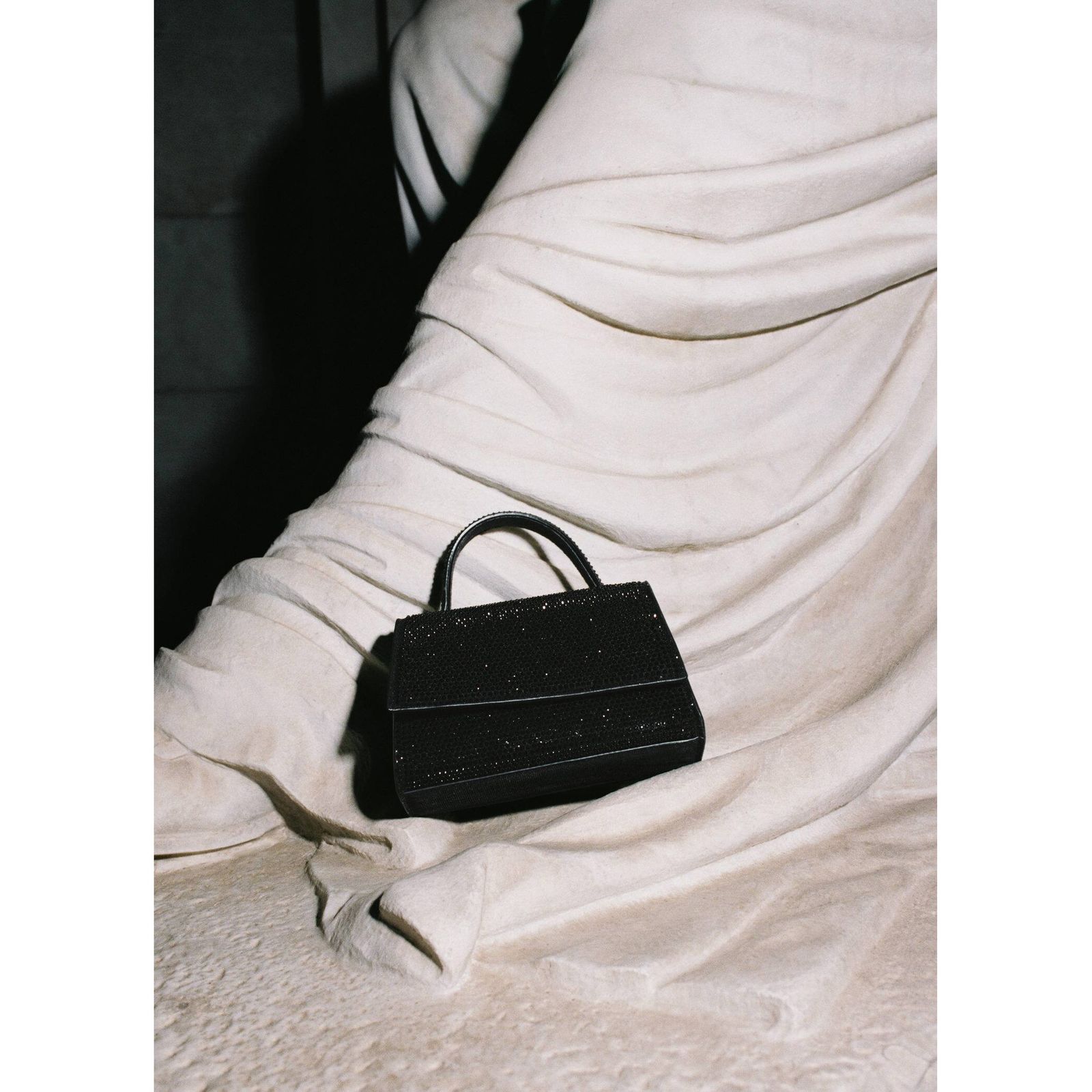 کیف دوشی زنانه مانگو مدل BK266ATO -  - 6