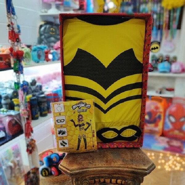 ست ایفای نقش مدل ملکه زنبور کد HT03 مجموعه 4 عددی ست ایفای نقش مدل ملکه زنبور کد HT03 مجموعه 4 عددی