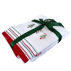 حوله دستی مادام کوکو مدل Denney XMAS سایز 50x70 سانتی متر مجموعه دو عددی