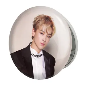 آینه جیبی خندالو طرح هه چان گروه NCT مدل تاشو کد 12233 