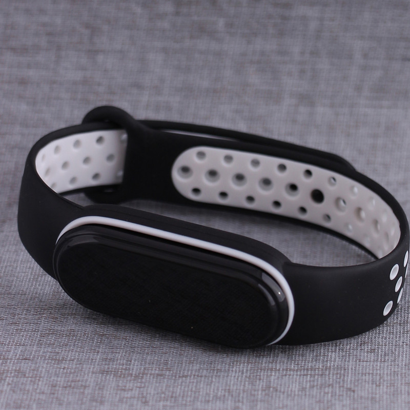 ساعت مچی دیجیتال مدل LE 16981 -M-S ساعت مچی دیجیتال مدل LE 16981 -M-S