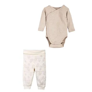 ست بادی آستین بلند و شلوار نوزادی لوپیلو مدل گنجشک