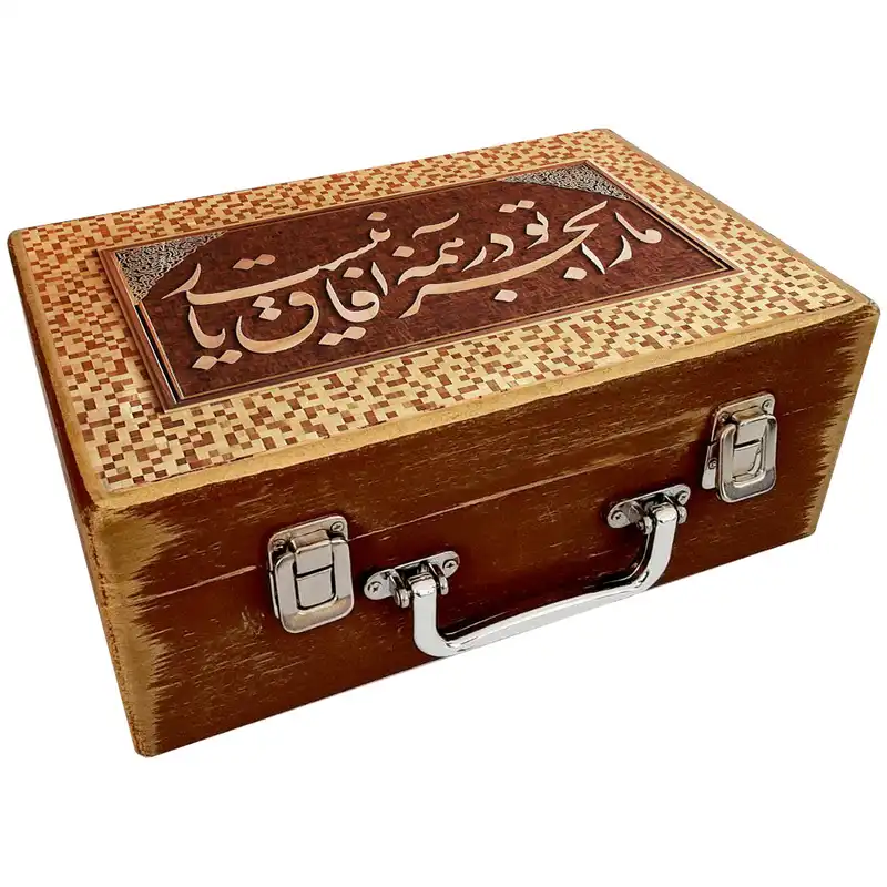 جعبه هدیه چوبی مدل چمدان طرح کاشی سنتی کد WS119