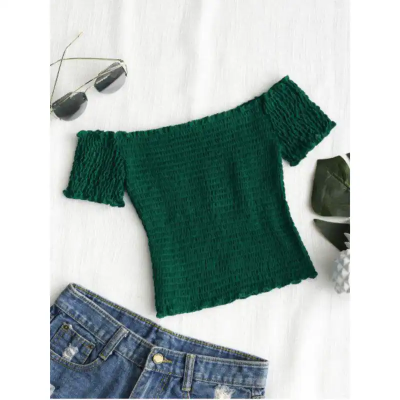 کراپ‌تاپ زنانه مدل نخی تابستانی رنگ سبز