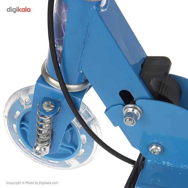 عکس شماره 4 : اسکوتر پرو اسپرتز طرح فانتزی