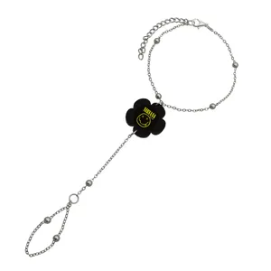 دستبند زنانه ناکسیگو مدل تمیمه طرح Nirvana کد TM11175