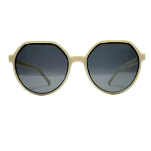 عینک آفتابی بچگانه مدل Cwd2