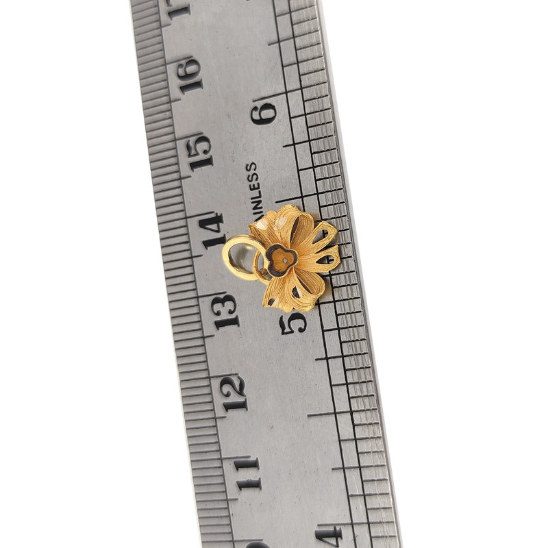 آویز گردنبند طلا 18 عیار دخترانه طلا و جواهرسازی افرا مدل پاپیون 056