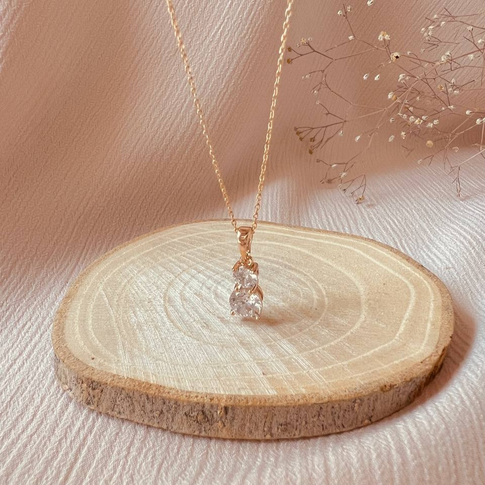 آویز گردنبند زنانه ژوپینگ مدل گربه دو نگین
