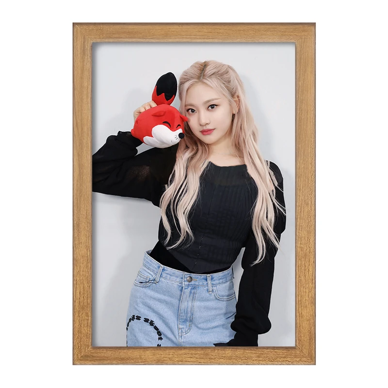 تابلو خندالو مدل نینگ نینگ گروه آسپا Aespa  کد 19727