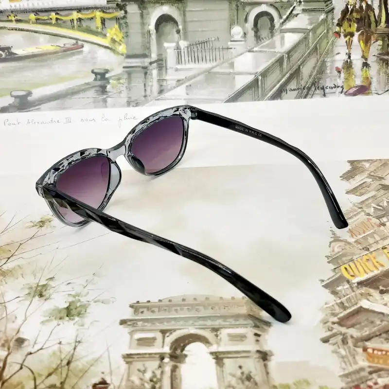 عینک آفتابی بچگانه مدل V-5bl