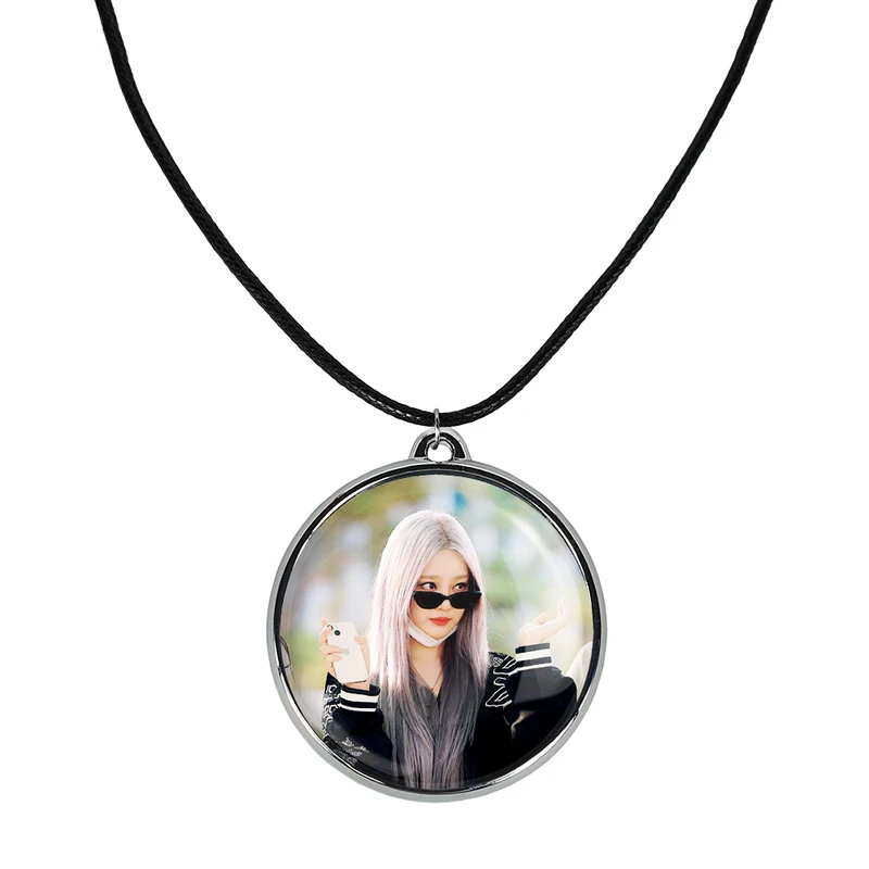 گردنبند خندالو مدل نینگ نینگ گروه آسپا Aespa کد 1972619724