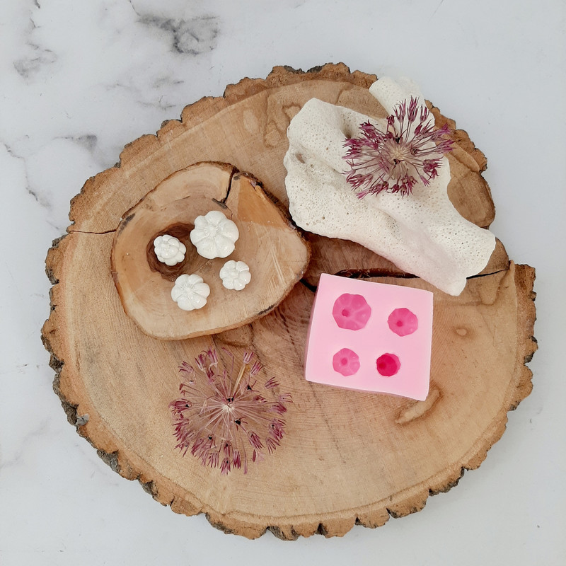 قالب شمع مدل کدوهای نقلی مجموعه 4 عددی