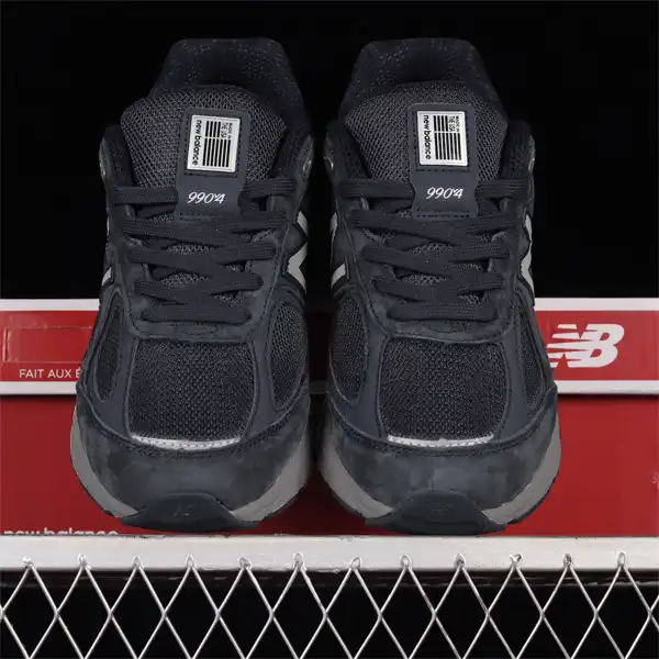 کفش پیاده روی مدل 990 B