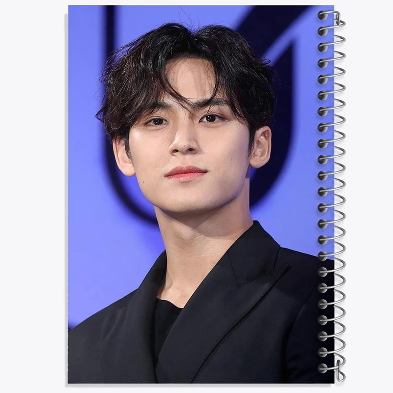 دفتر مشق 100 برگ خندالو طرح مینگیو گروه سونتین Seventeen کد 21637