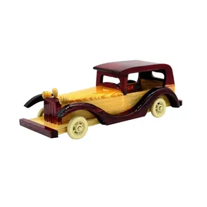 اسباب بازی چوبی مدل classic car
