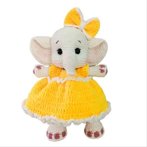 عروسک بافتنی مدل فیل مهربان