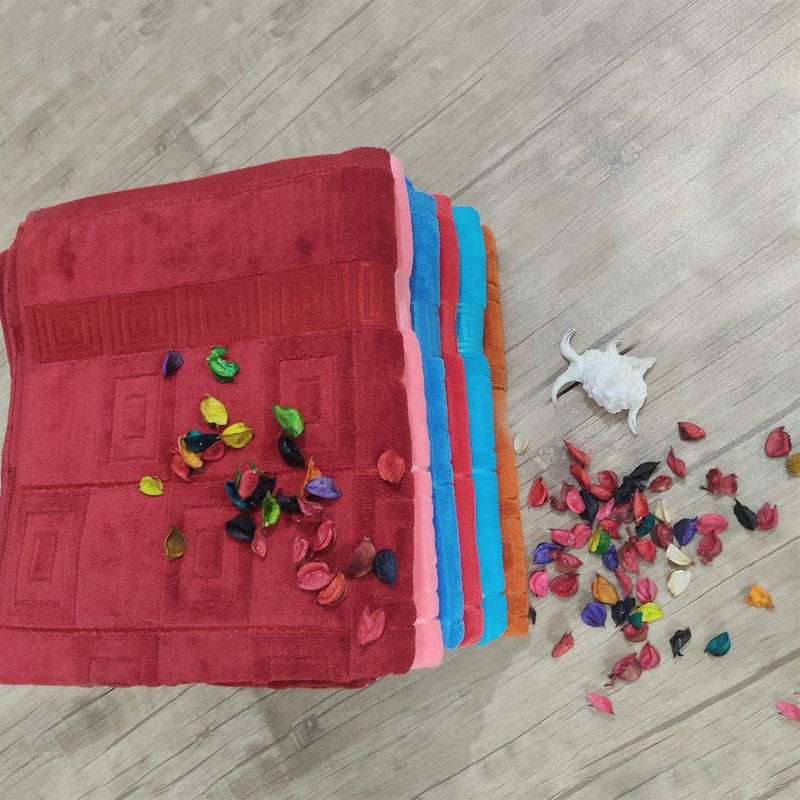 حوله حمام طرح آوا سایز 100x150 سانتی متر
