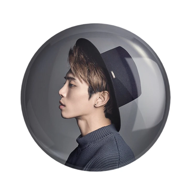 مگنت خندالو مدل جونگهیون گروه شاینی Shinee  کد 21354