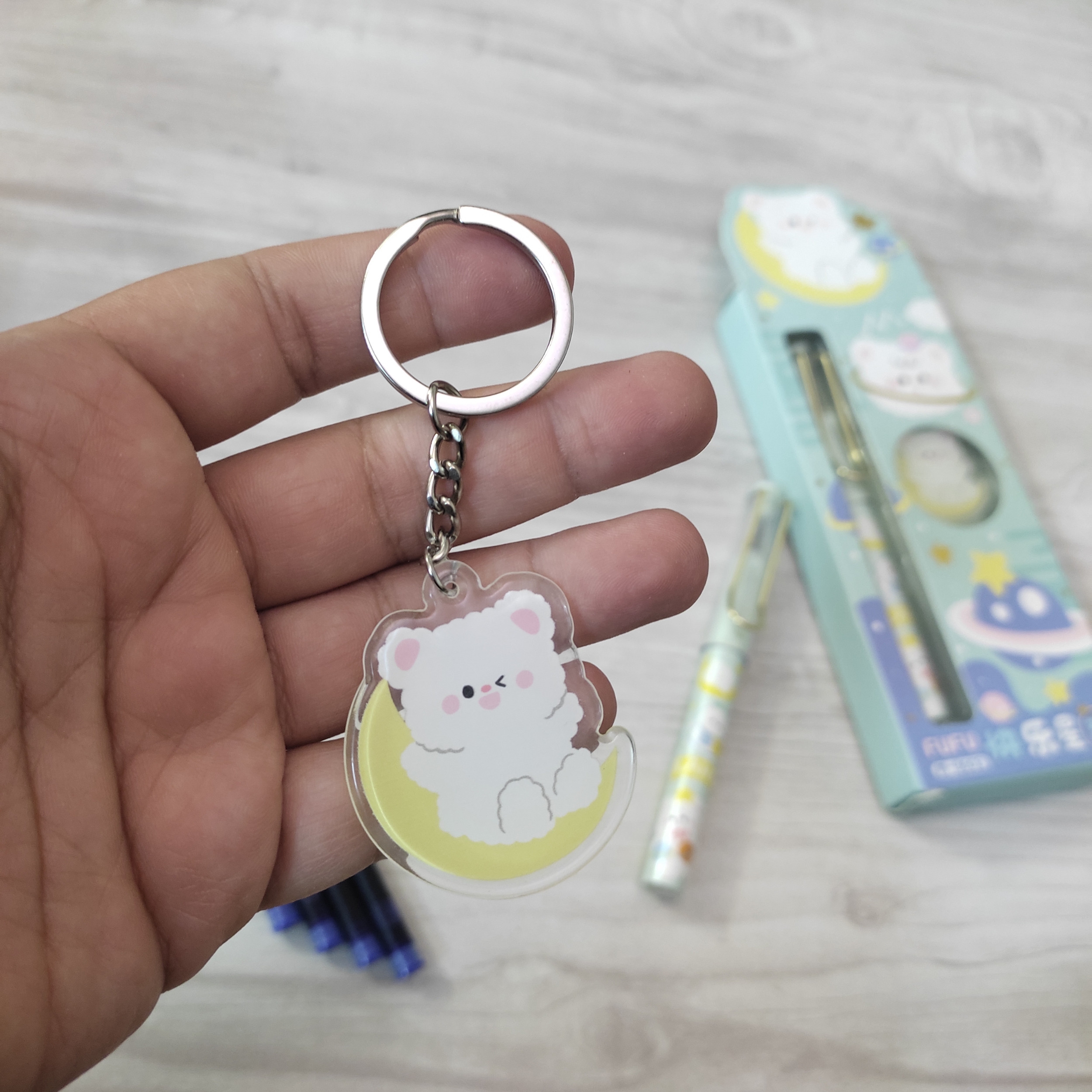 خودنویس مدل FuFu طرح خرس فضانورد به همراه جاکلیدی و جوهر یدک مجموعه 6 عددی