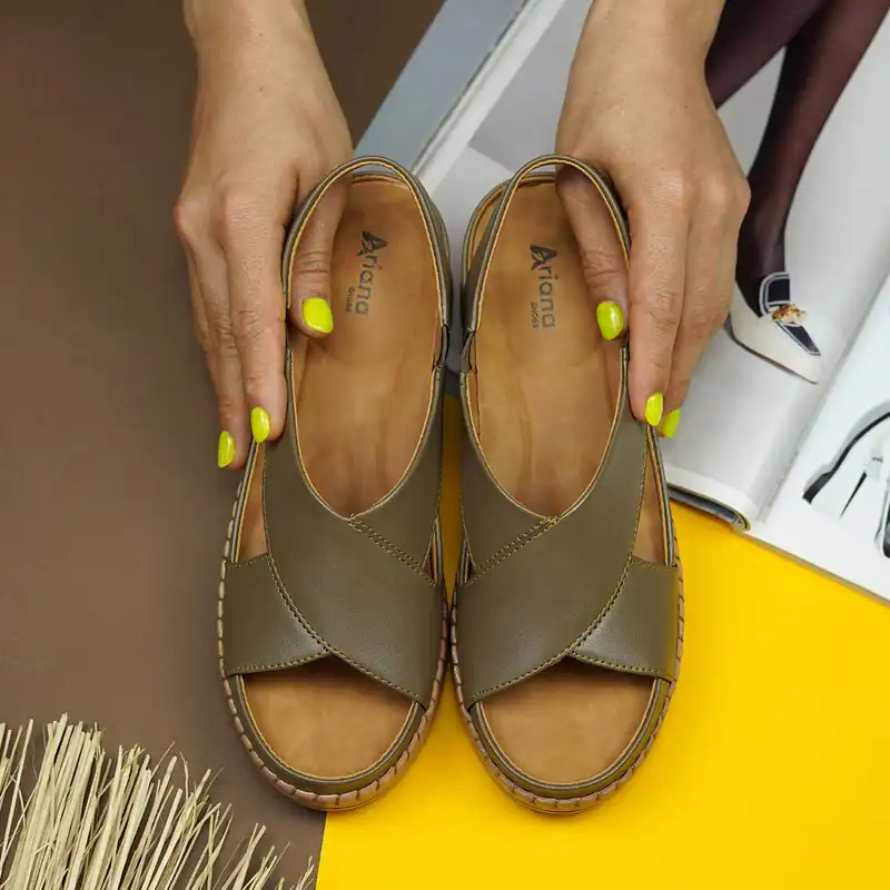 صندل زنانه مدل هانا