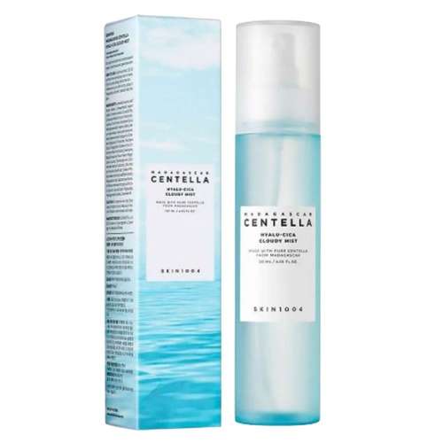 اسپری جوان کننده صورت سانتلا اسکین 1004 مدل هیالوسیسا مناسب برای انواع پوست حجم 120 میلی لیتر