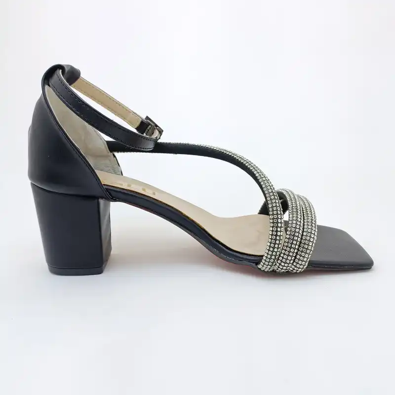 صندل زنانه مدل M 2