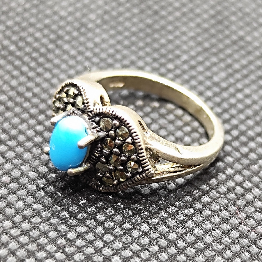 انگشتر نقره زنانه فیروزه نیشابور کد 27 انگشتر نقره زنانه فیروزه نیشابور کد 27