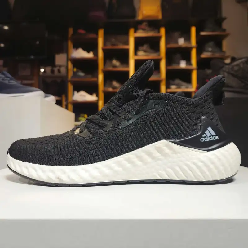 کفش پیاده روی مدل  ALPHABOUNCE BST BKWH-104032001