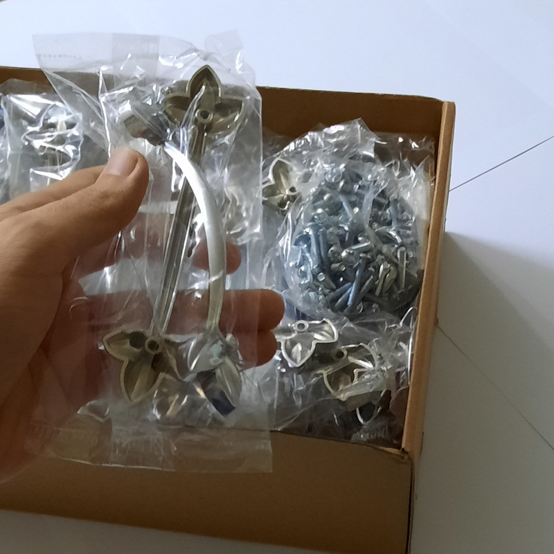 دستگیره کابینت مدل گل کد DEFNE بسته 50 عددی