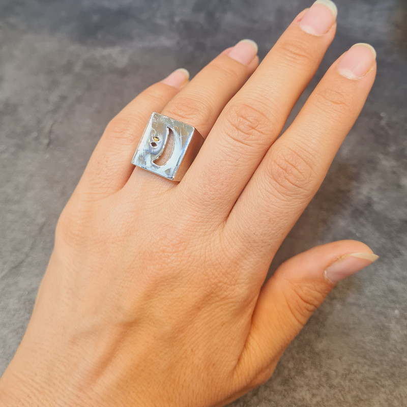 انگشتر زنانه مدل حروف فارسی ت