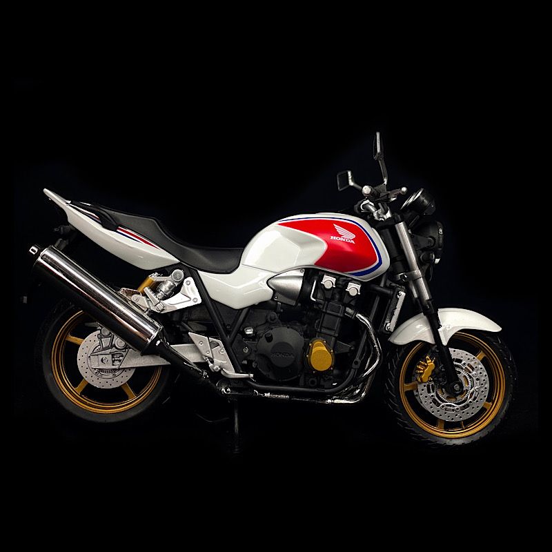 موتور بازی طرح هوندا مدل CB1300 -  - 1