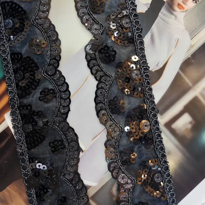 نوار یراق مدل پولک حاشیه شاین B طول 1 متر