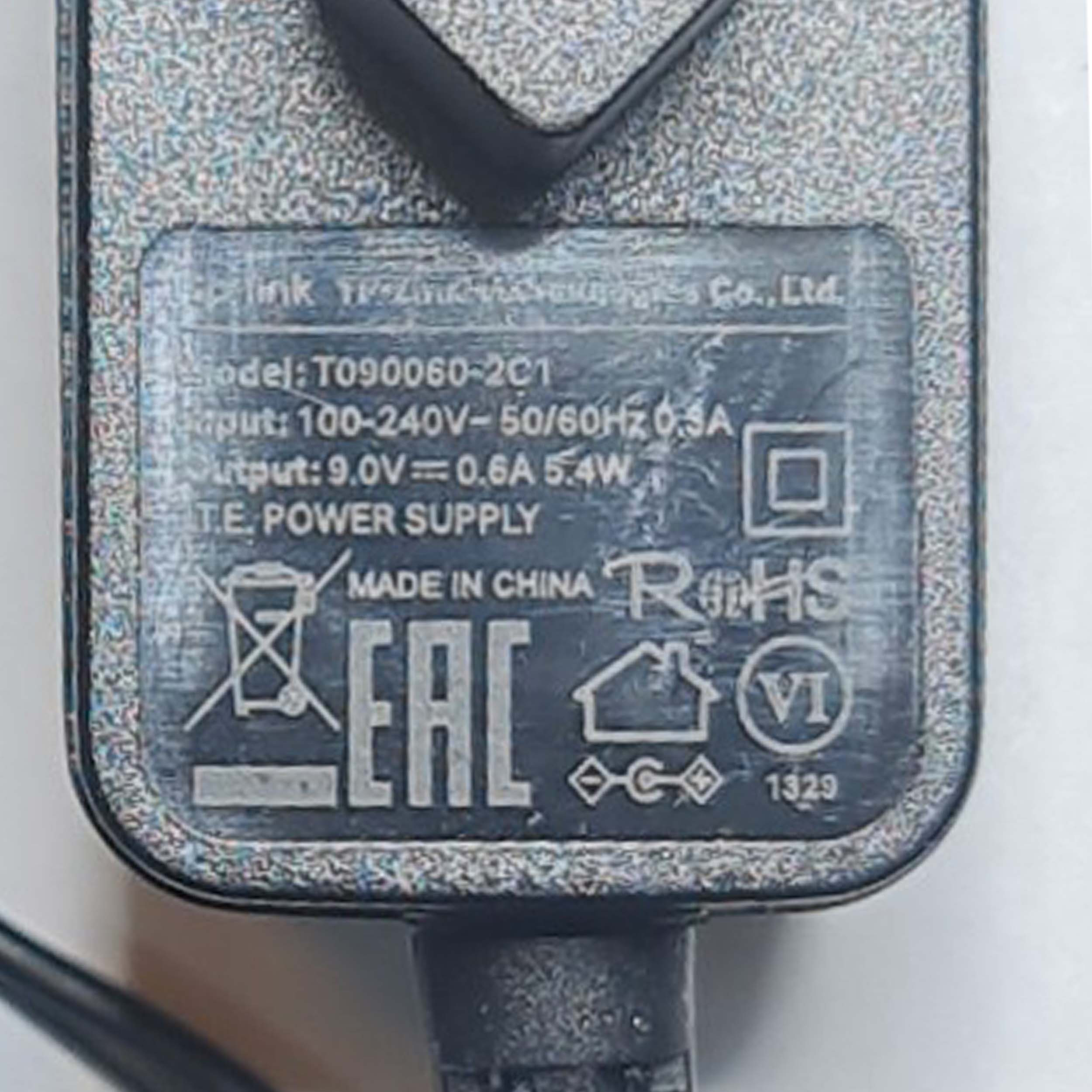 آداپتور 9 ولت 600 میلی آمپر تی پی لینک مدل KSRE-TP9-600