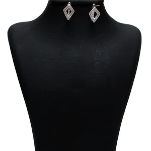 گوشواره نقره شهر جواهر مدل SJ-SNE005