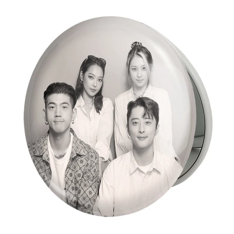 آینه جیبی خندالو طرح گروه کارد Kard مدل تاشو کد 20158 