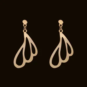 گوشواره طلا 18 عیار زنانه آمانژ کد D10019