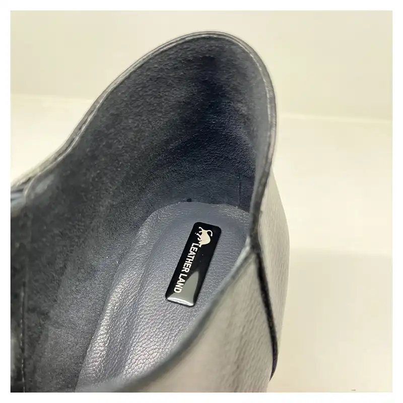 نیم بوت زنانه سرزمین چرم مدل 1596 رنگ مشکی