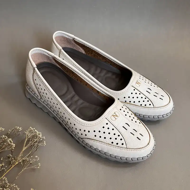 کفش طبی زنانه مدل ساناز