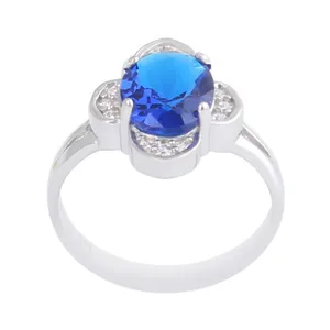 انگشتر نقره زنانه بازرگانی میلادی مدل سنگ کوارتز کد AWR_1058