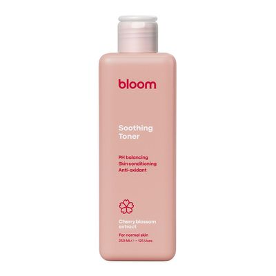 نقد و بررسی تونر صورت بلوم مدل شکوفه های گیلاس منلسب برای پوست معمولی حجم 250 میلی لیتر توسط خریداران