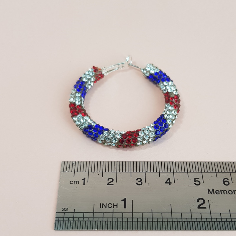 گوشواره زنانه آی ام مدل رنگارنگ گوشواره زنانه آی ام مدل رنگارنگ