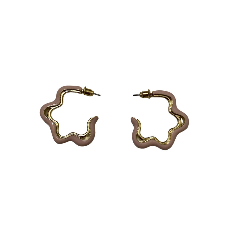 گوشواره زنانه اکسسورایز مدل گل دفرمه