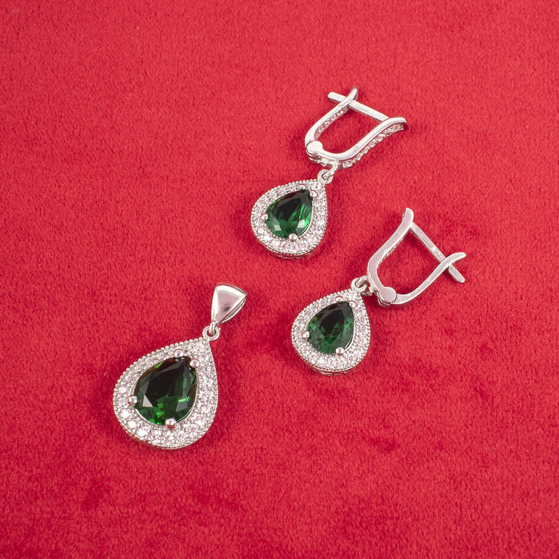 نیم ست نقره زنانه آمیتیس مدل زمرد AVN-N1164