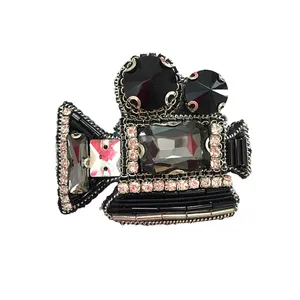 سنجاق سینه زنانه مدل دوربین فیلمبرداری کد 783