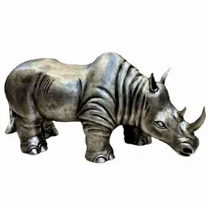 مجسمه مدل کرگدن