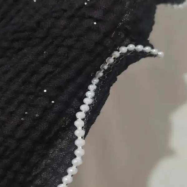 شال زنانه مدل نخی مرواریدی شاین دار کد morvarid10