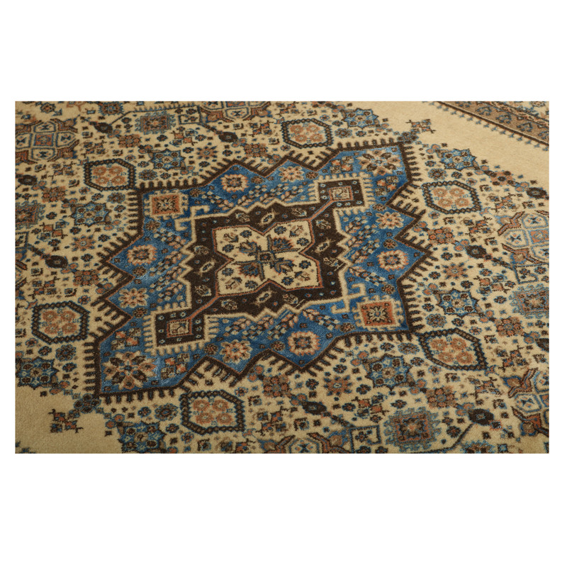 فرش نیمه دستبافت شش و نیم متری طرح گل ابریشم کد 543891