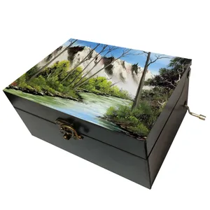 جعبه موزیکال مدل هندلی طرح نقاشی منظره رودخانه جنگل درخت کد T1103
